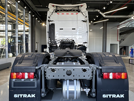 SITRAK C7H 4×2